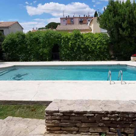 Petit Chateau En Camargue Lunel (Herault)