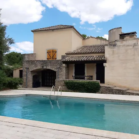 Petit Chateau En Camargue Lunel (Herault)